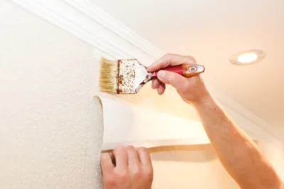 Pose de papier peint à Vœllerdingen — revêtements muraux et toiles de verre